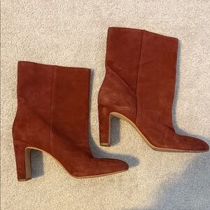 Dolce Vita 9.5 rust suede boots 👢